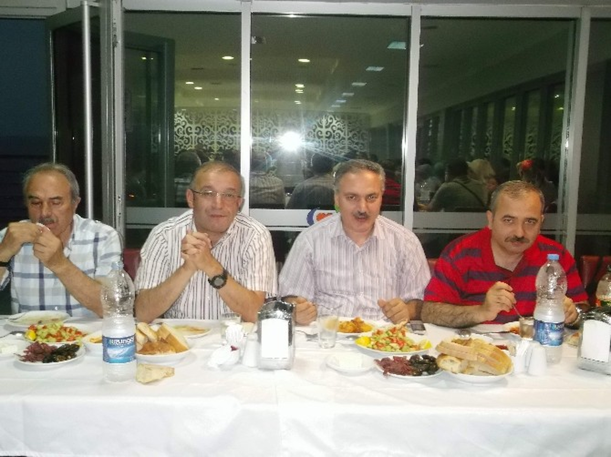 Özel Yıldızlıgüven Hastanesi Çalışanları İftar Yemeğinde Buluştu