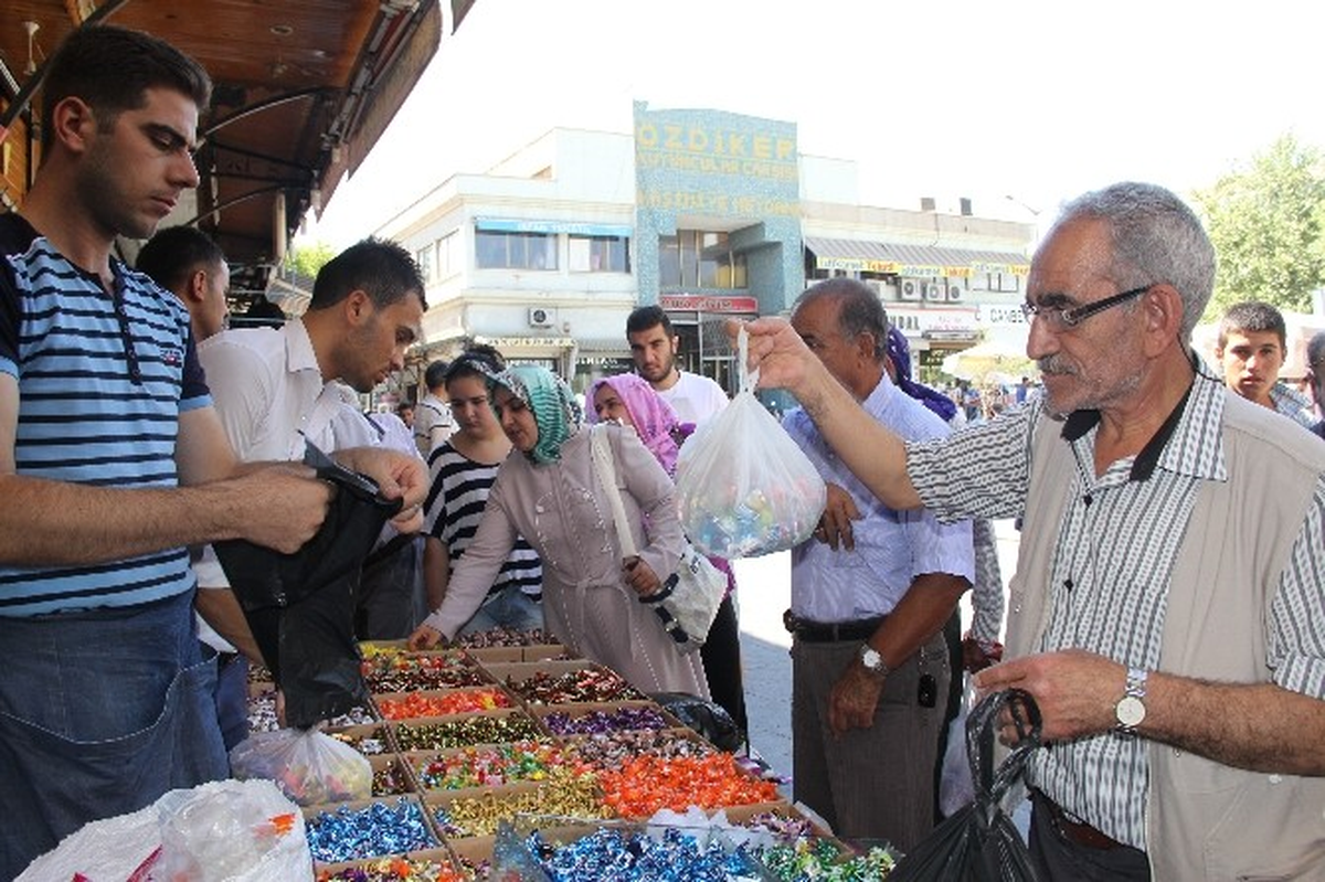 Şanlıurfa\'da Bayram Alışverişi