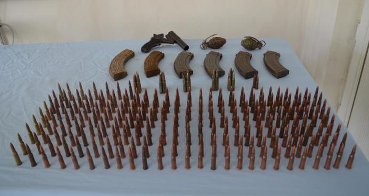 Şemdinli\'de El Bombası ve Muhimmat Ele Geçirildi