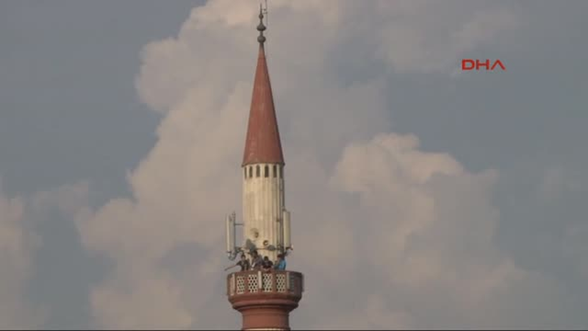 Sepahan Maçı Cami Minaresinden de İzlendi