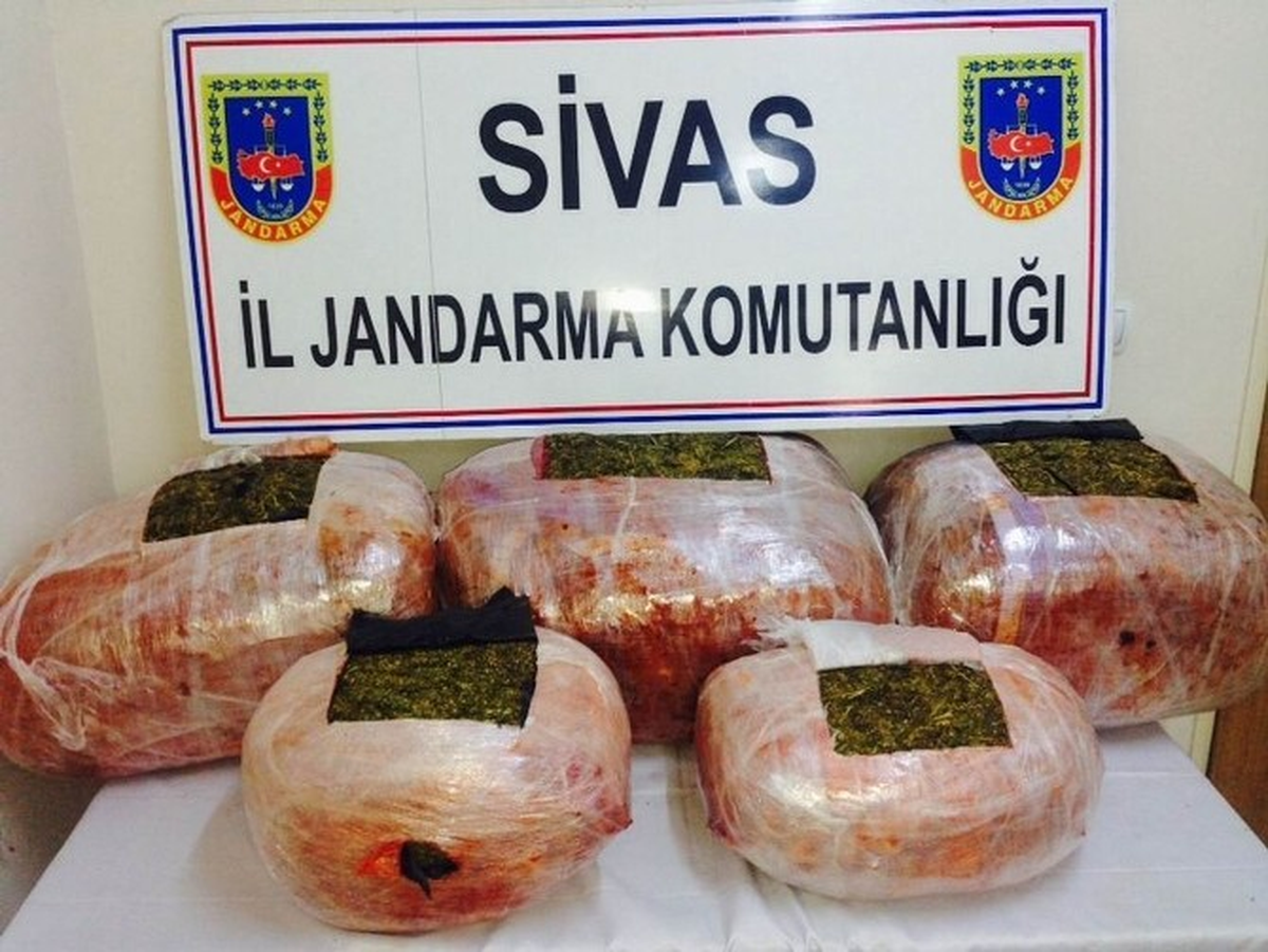 Sivas\'ta 60 Kilo Esrar Ele Geçirildi