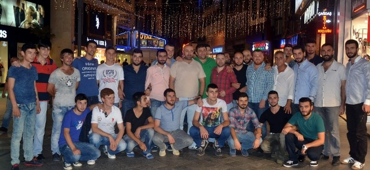 Trabzonlu Gençler Taraftar Grubu İftarda Buluştu