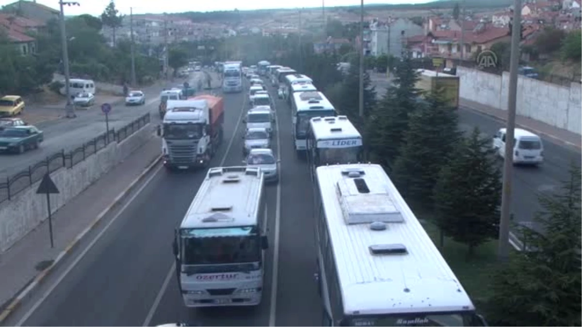 Yollarda bayram yoğunluğu -