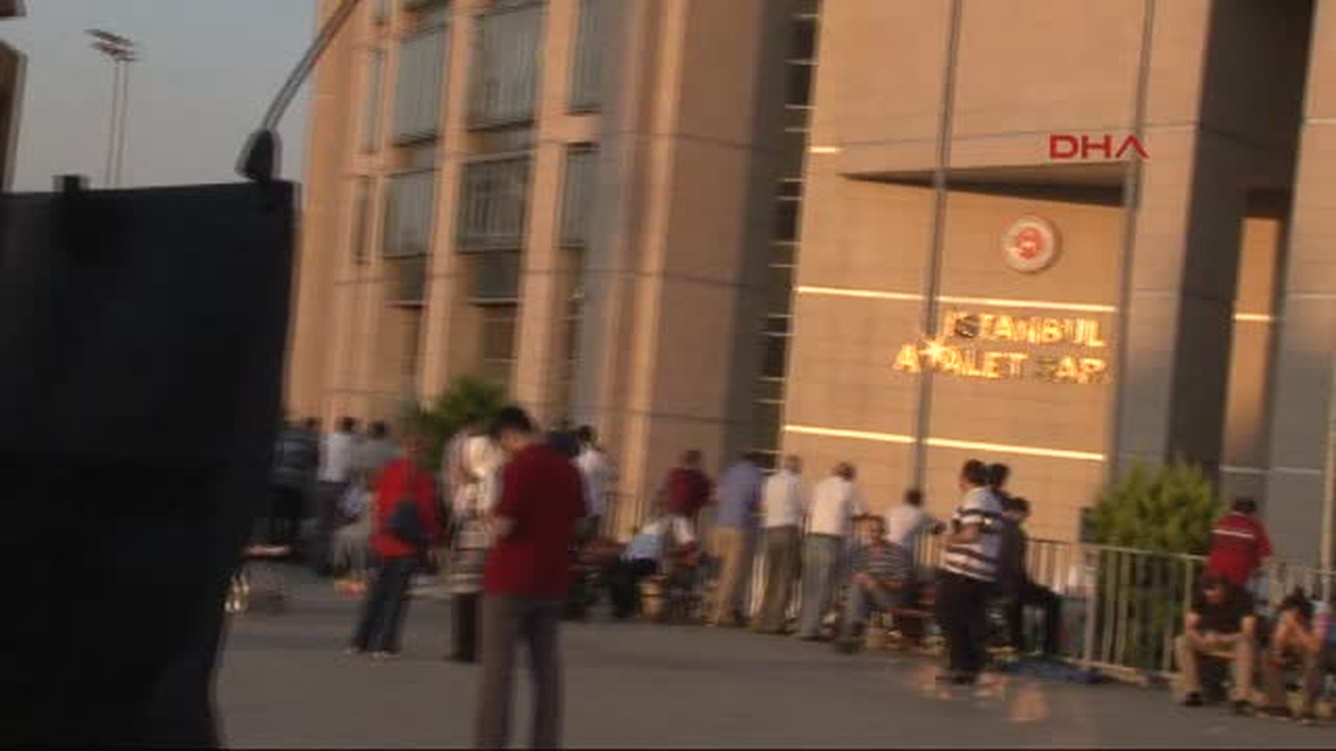 Zanlılar, Adliyede 19 Saat Süren Bekleyişin Ardından Sorguya Alındı