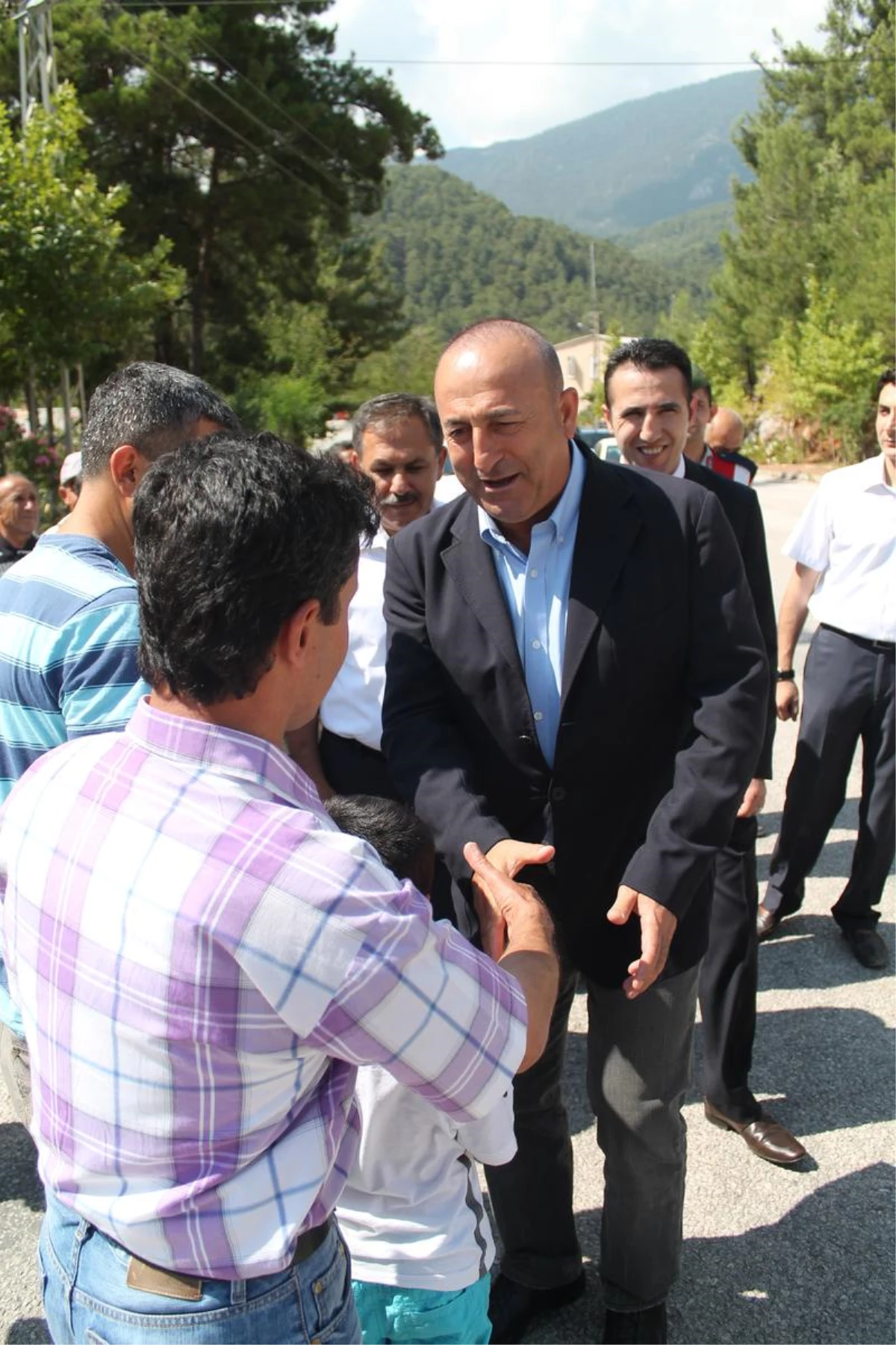 AB Bakanı ve Başmüzakereci Çavuşoğlu, Gündoğmuş\'ta