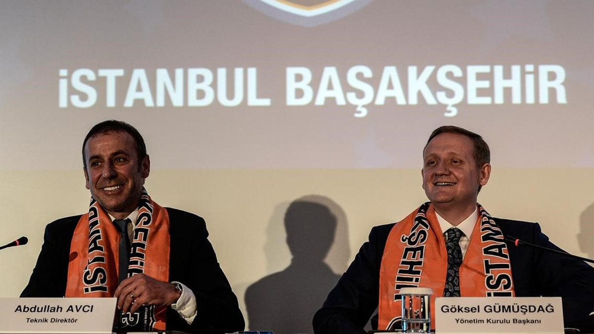 Abdullah Avcı ve Rıdvan Dilmen\'e Sakatlık Şoku