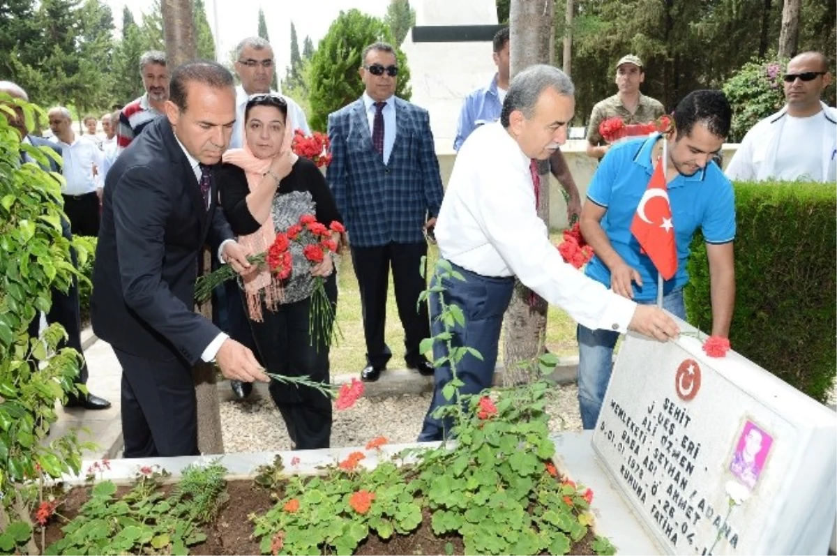 Adana\'da Özlenen Tablo, Arife Günü Yaşandı