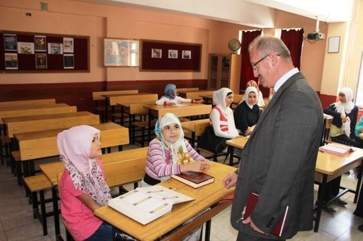 Amasya\'ya Sosyal Bilimler Lisesi