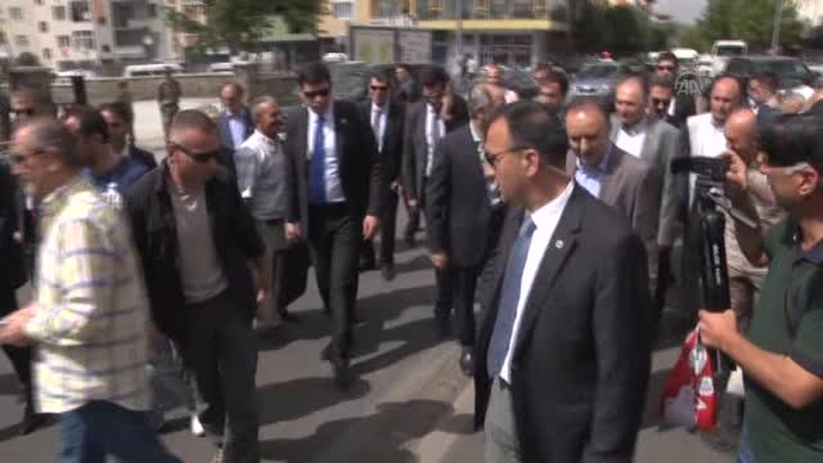 Bakan Ala: "Sofralarına, şeker yerine bomba düşen Gazzeli kardeşlerimizin, bu ıstıraptan bir an önce kurtulmasını temenni ediyorum" -