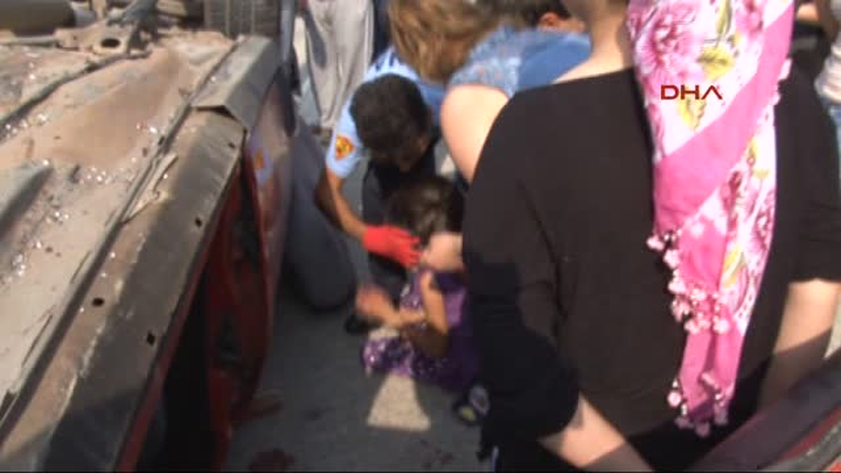 Bayram Tatiline Giden Aile Kaza Yaptı; 5 Yaralı
