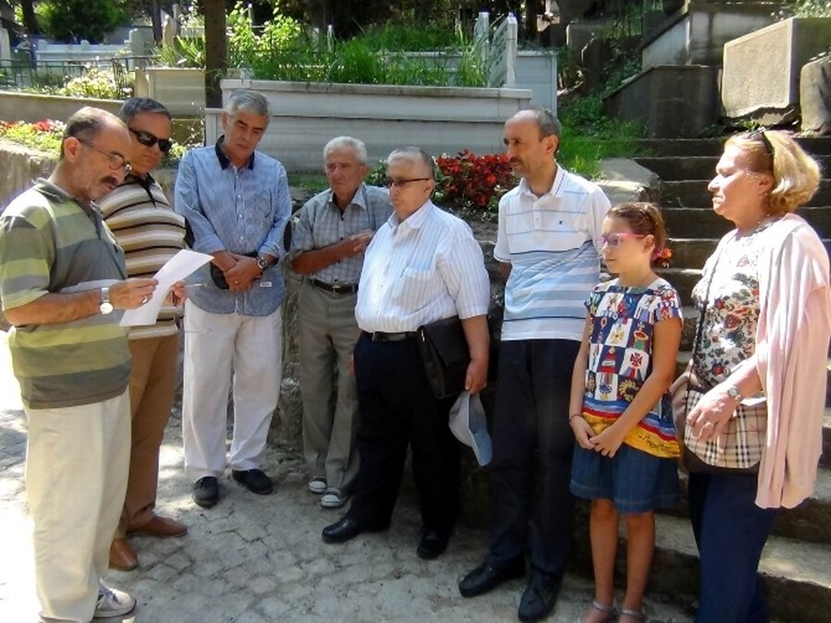 Bursa Sevdalısı Kazım Baykal Mezarı Başında Anıldı
