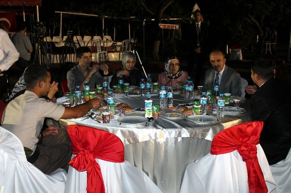 Jandarmadan Şehit ve Gazi Ailelerine İftar