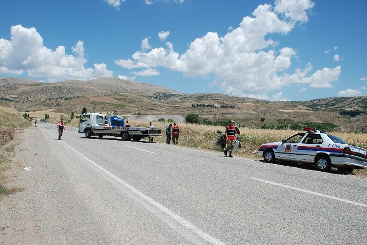 Kahta\'da Bayram Öncesi Trafik Denetimleri Arttırıldı