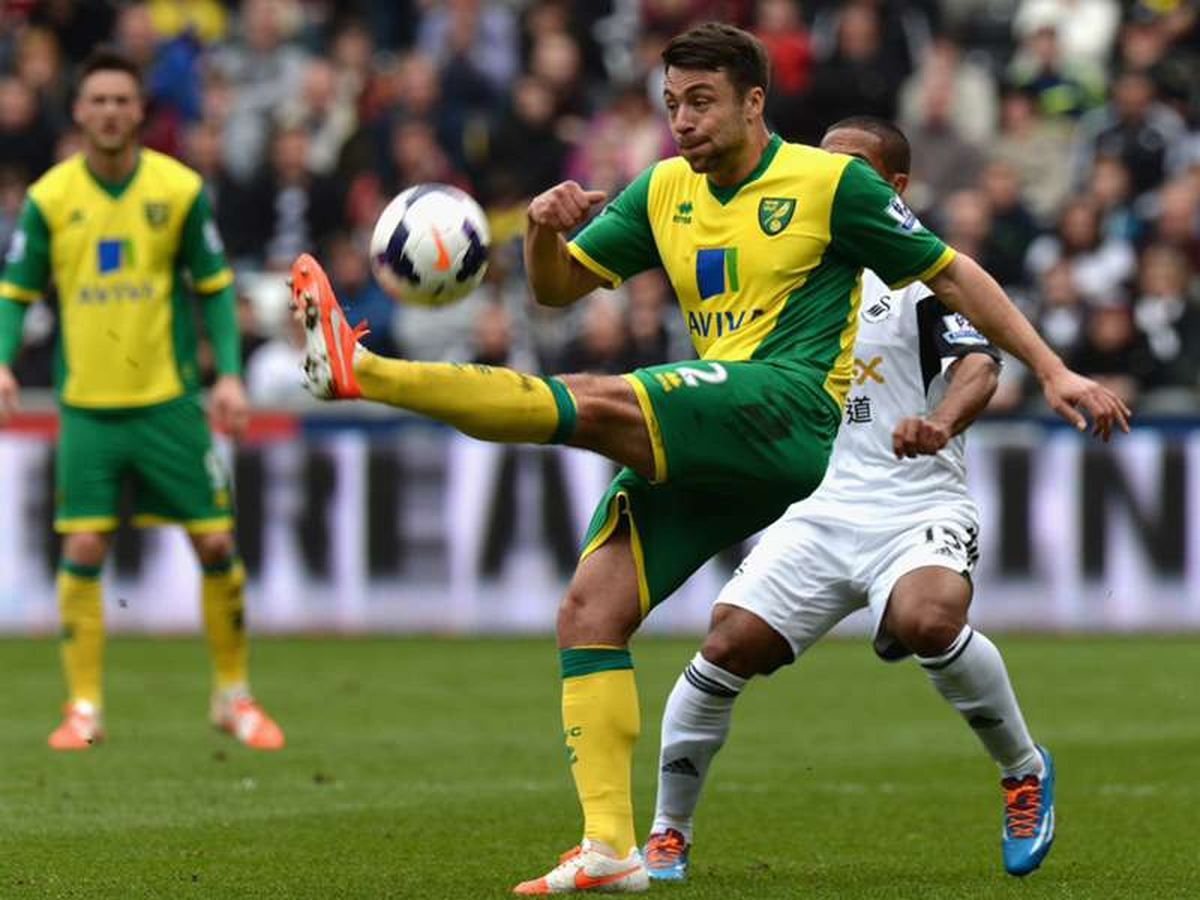 Norwich City, 13-0 Yendiği Takımın Adını Yanlış Duyurdu
