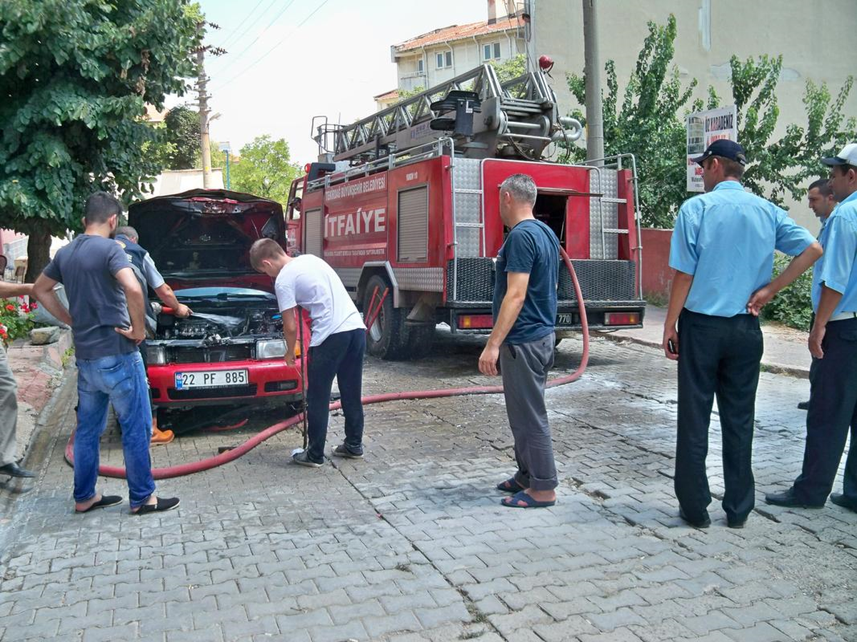Malkara\'da Otomobil Yangını