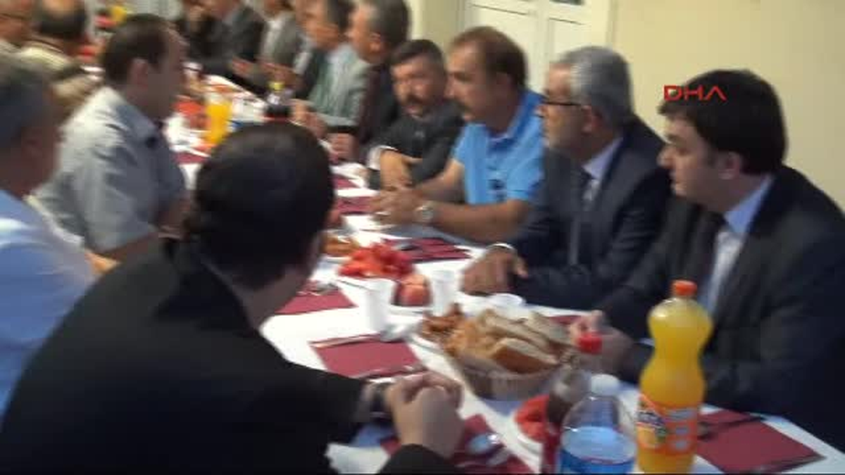 MHP Genel Başkan Yardımcısı Oktay Öztürk, Fransa\'da Cumhurbaşkanlığı Seçiminin Önemini Anlattı
