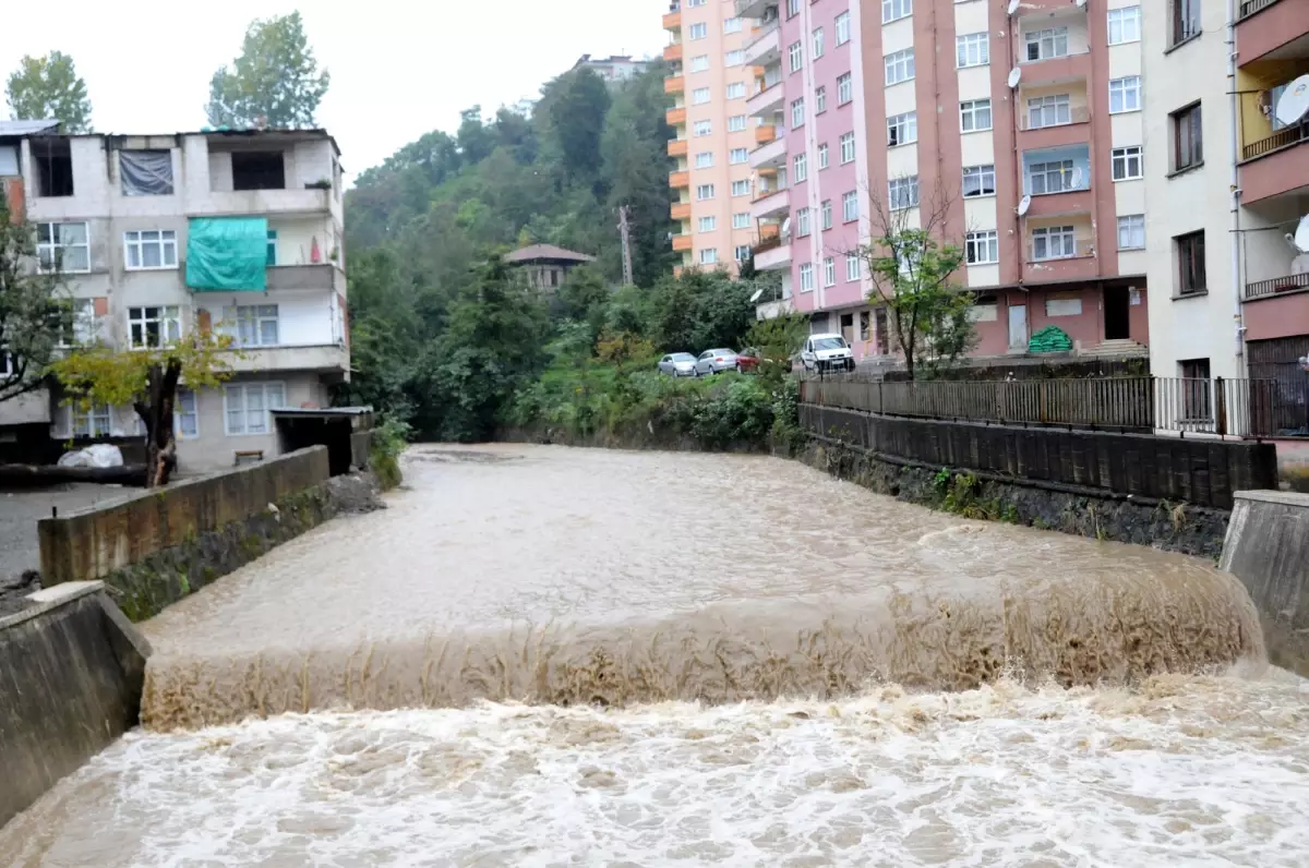 Rize\'de Şiddetli Yağış