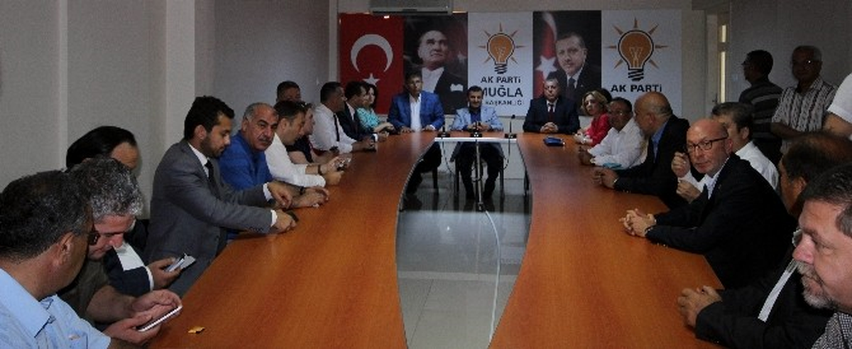 AK Parti\'de Bayramlaşma