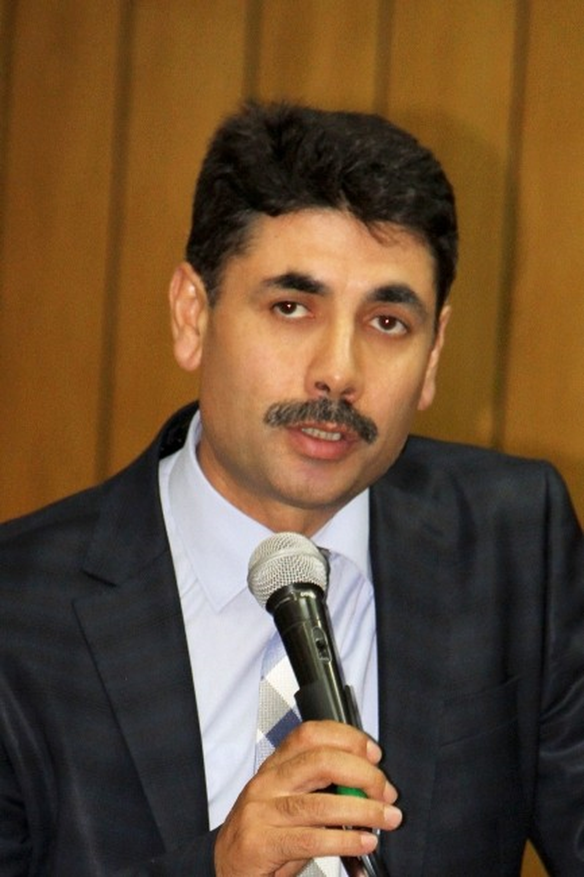 Atalay: "Kürt Kardeşlerime Sesleniyorum, Kardeşliğin Birliğin Hazzını Tadıyorsak Bunu Ak Partiye...