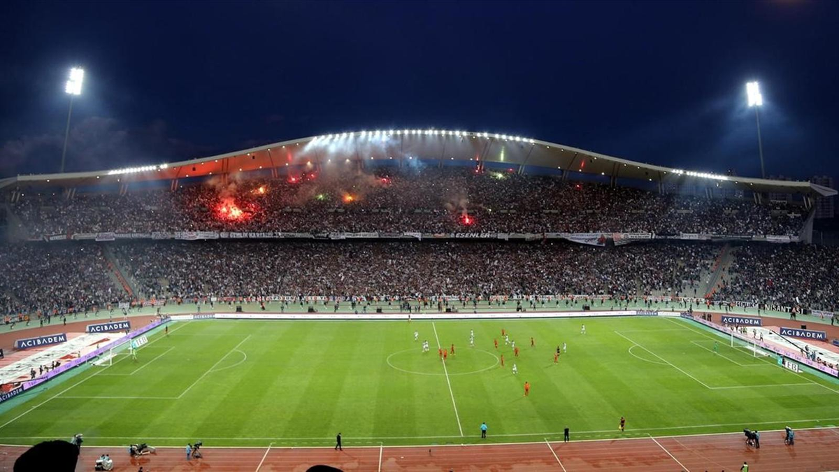Beşiktaş-Feyenoord Maçı 25 Tl