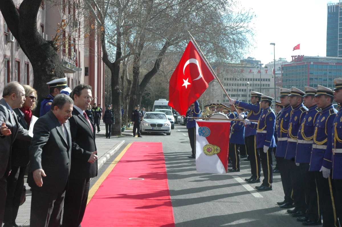İçişleri Bakanı Ala, Erzurum\'da