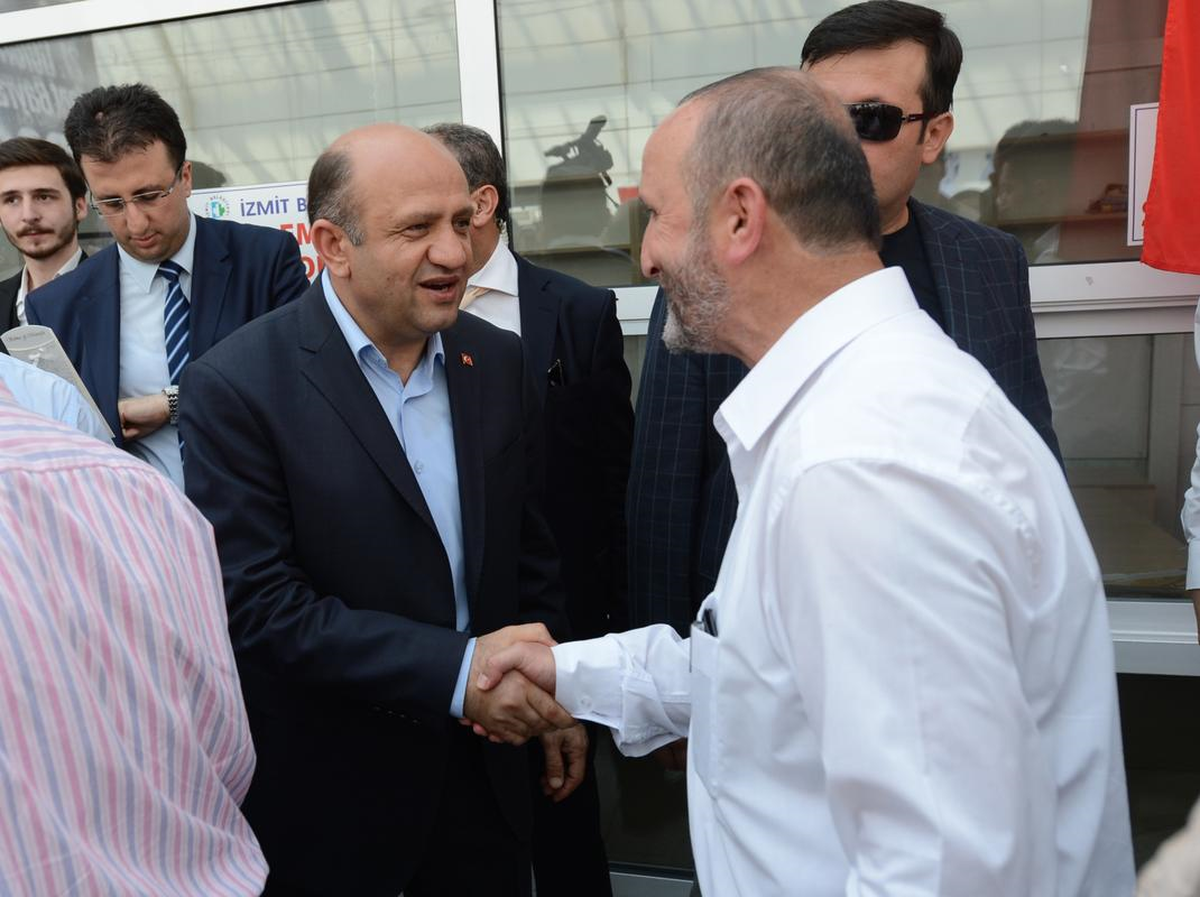 Bakan Işık: Bari Derenin Taşıyla Derenin Kuşunu Vuralım Dediler