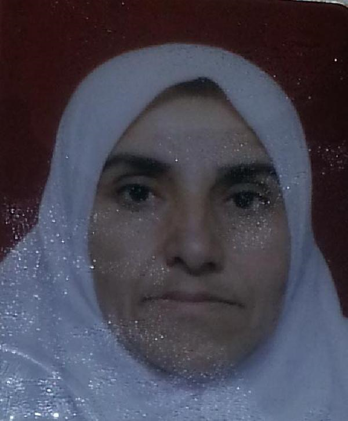 Çamaşır İpiyle Evinin Bahçesinde İntihar Etti
