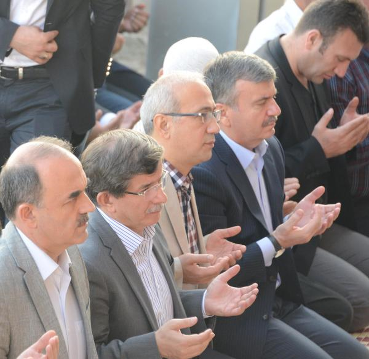 Davutoğlu: Filistinli Kardeşlerimizin Davasını, Kendi Davamız Gibi Görüyorz