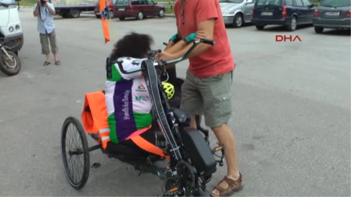 Engelli Bisikleti ile Türkiye\'ye Geliyor