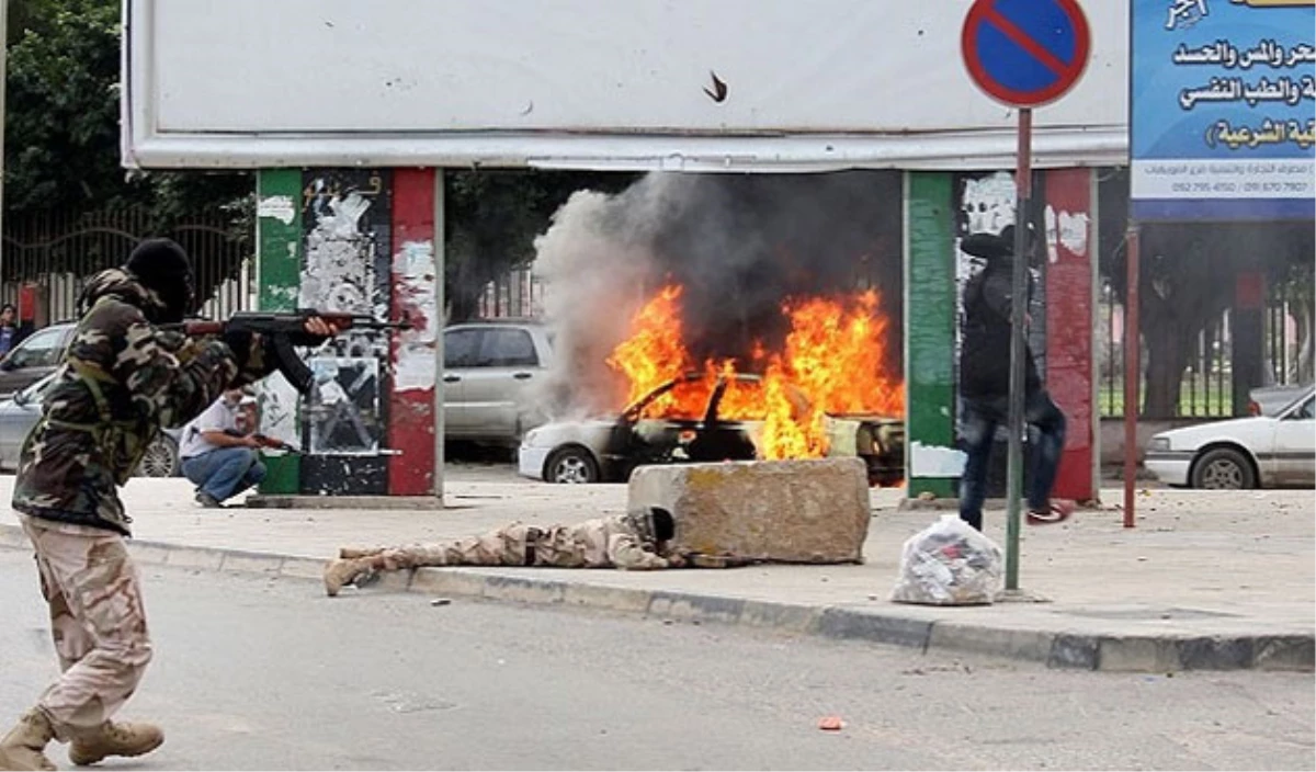Fransa, Libya\'daki Vatandaşlarına Ülkeyi Terk Etmeleri Çağrısı Yaptı