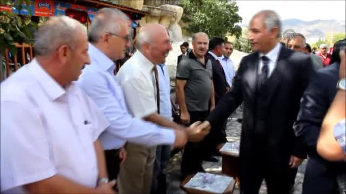 İçişleri Bakanı Ala, Oltu\'da Bayramlaşma Törenine Katıldı