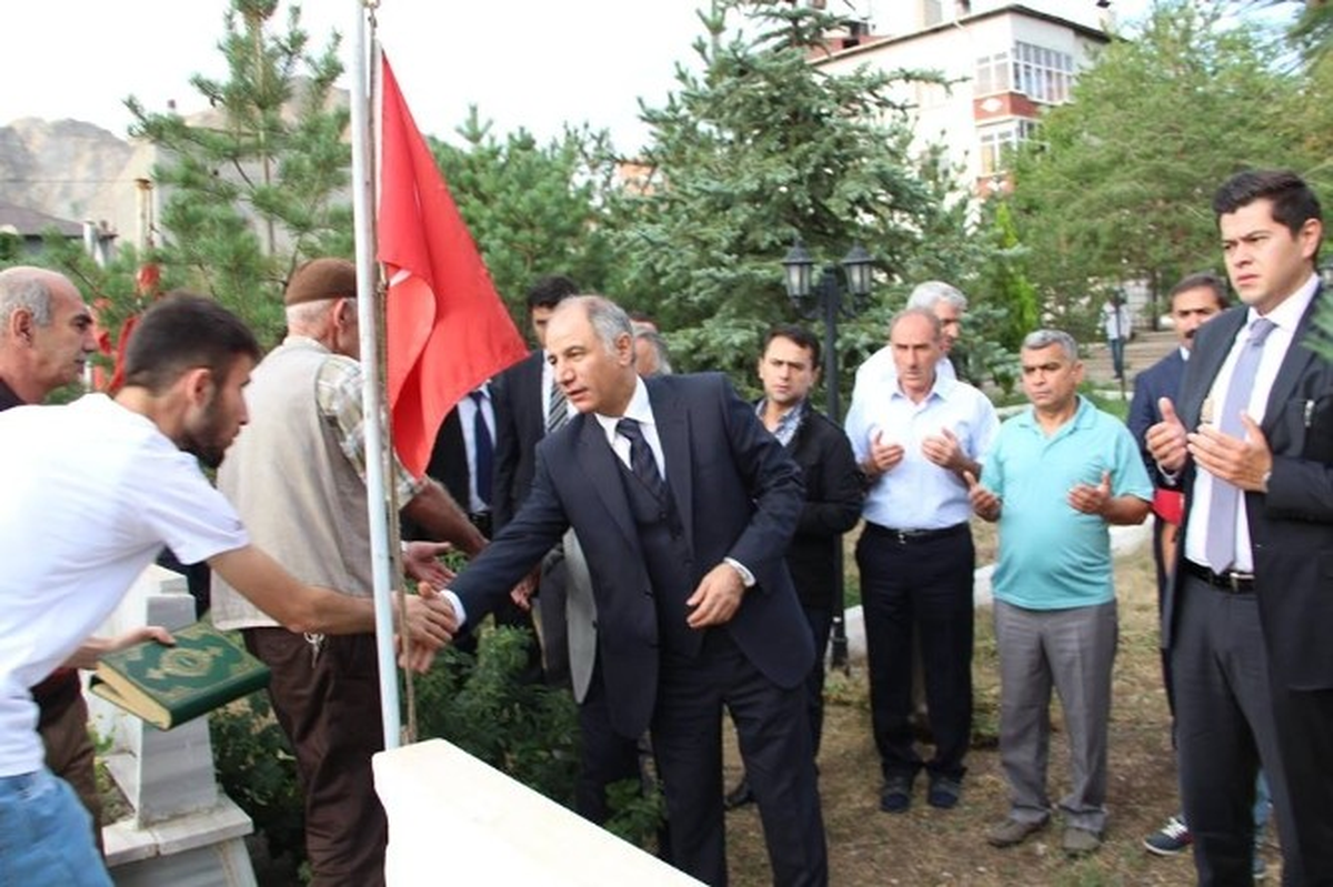 İçişleri Bakanı Efkan Ala, Bayramı Baba Ocağında Geçiriyor