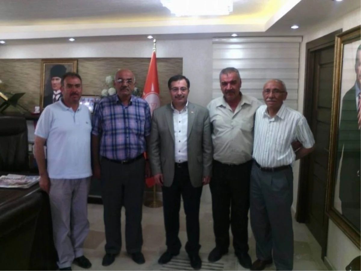 İmranlı ve Yıldızeli Belediye Başkanları AK Parti\'ye Katıldı