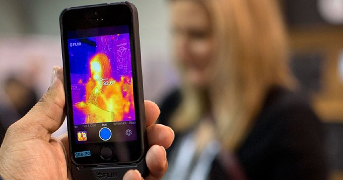 İphone'u Kızılötesi Kameraya Çeviren Kılıf