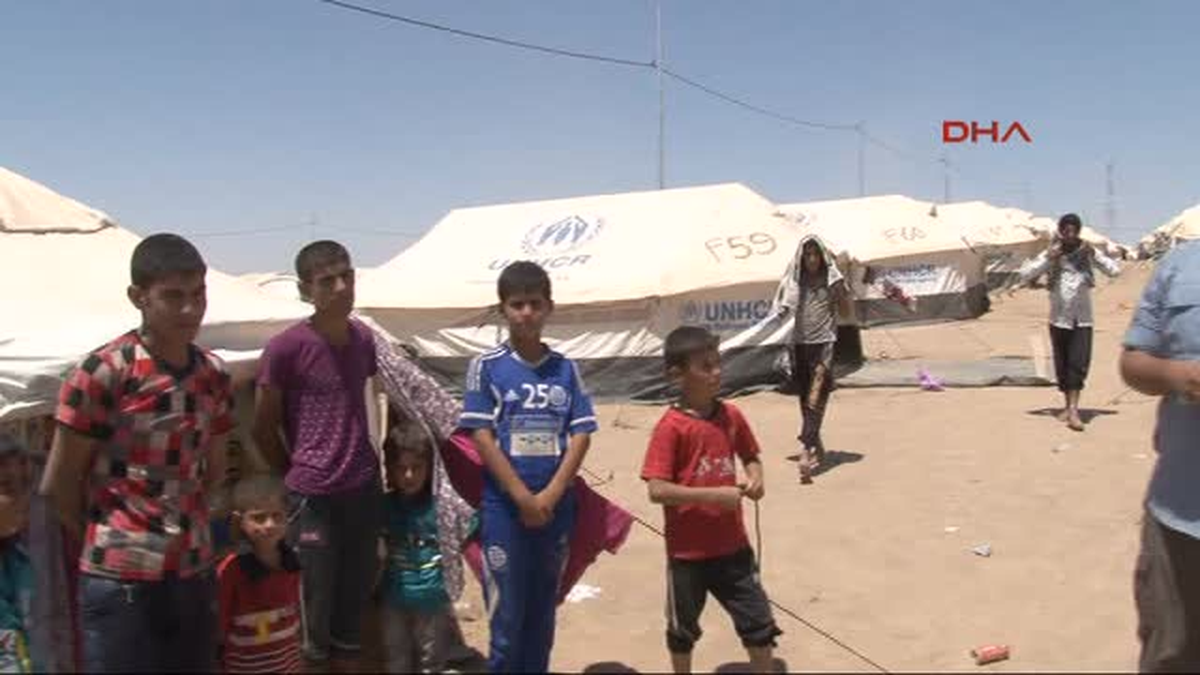 Işid\'ten Kaçan Türkmenler, Erbil\'deki Kampta 50 Derecede Aç ve Susuz Bayrama Girdi