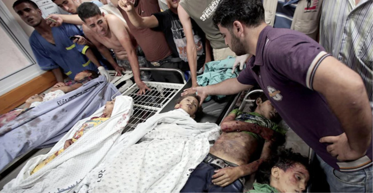 İsrail Gazze\'yi Yoğun Bombardıman Altında Bıraktı