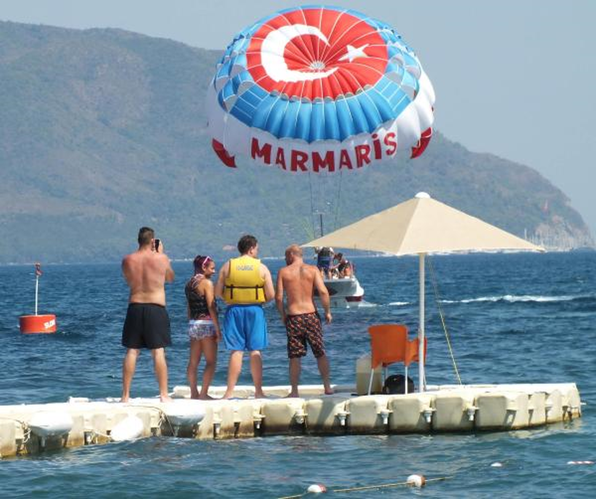 Marmaris\'te Bayram Havası Kavurdu
