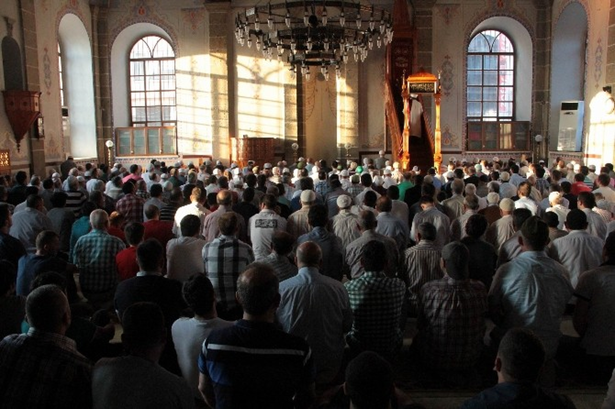 Samsun\'da Ramazan Bayramı Namazı