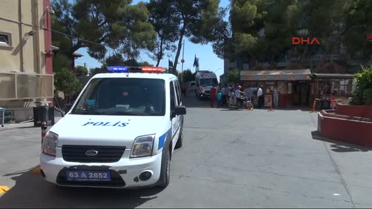 Şanlıurfa\'da Otomobil Devrildi 4 Yaralı