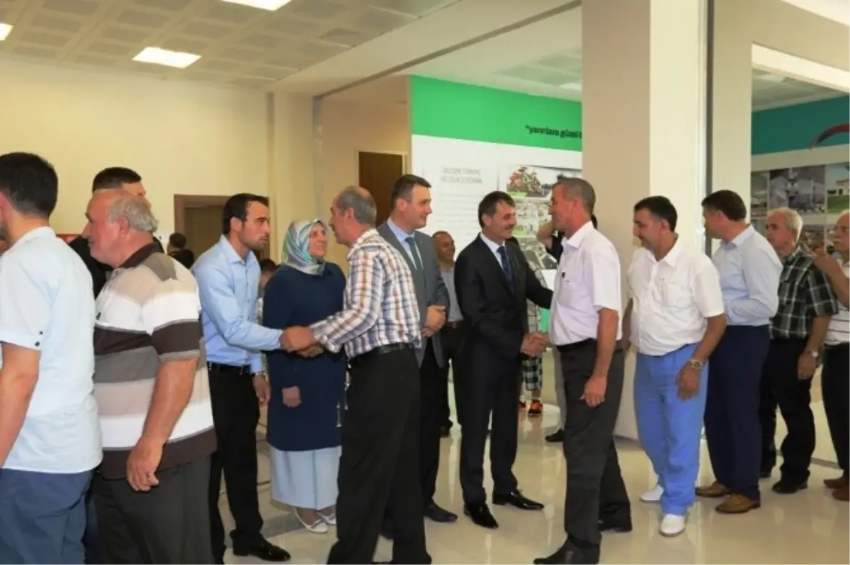 Serdivan'da Bayram Coşkusu