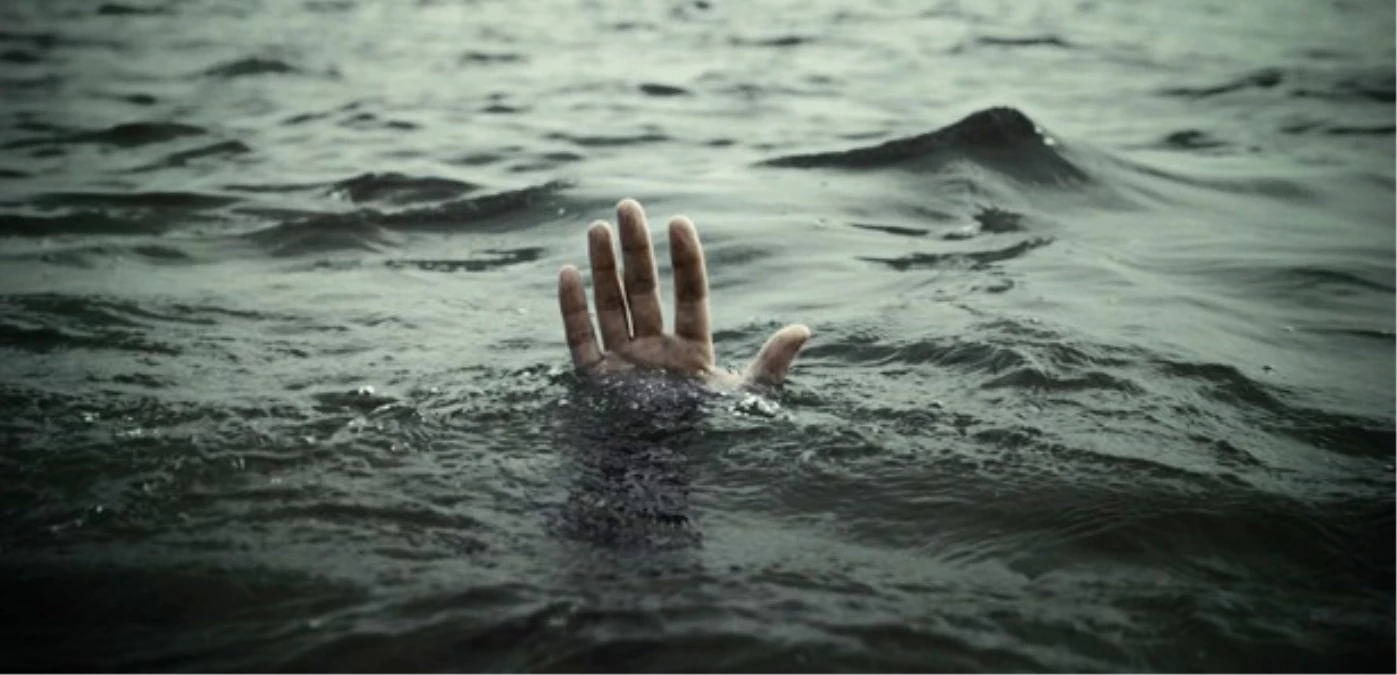 Sakarya\'da Karadeniz\'e Giren Bir Kişi Boğularak Öldü