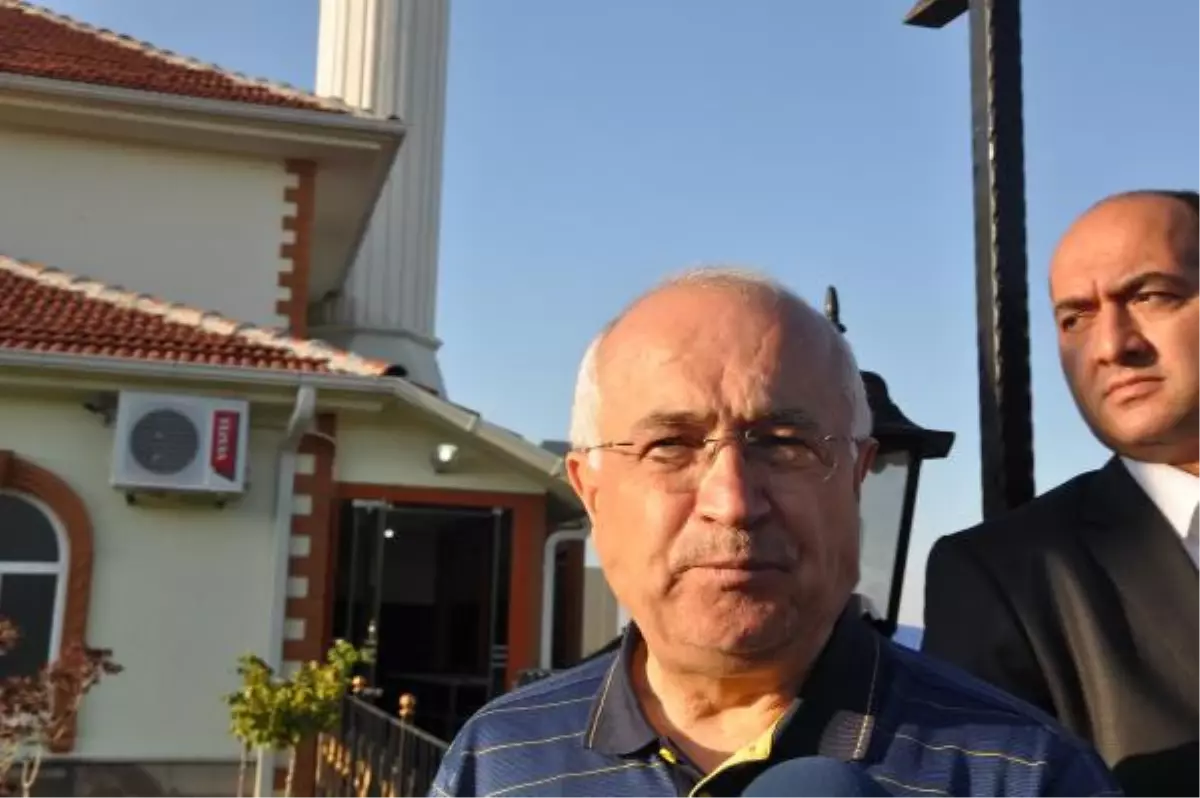 TBMM Başkanı Çiçek: İsrail\'in Yaptığı İnsanlık Tarihinin Yüz Karası