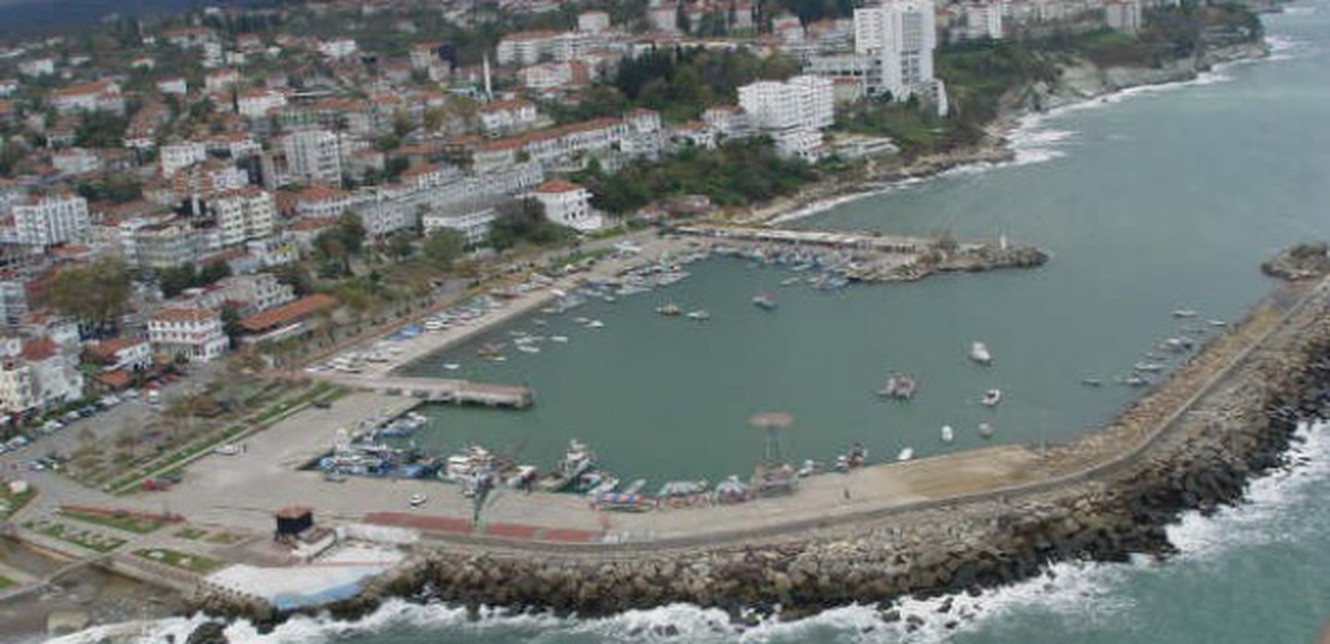 Akçakoca\'nın Nüfusu 2 Günde 4 Kat Arttı