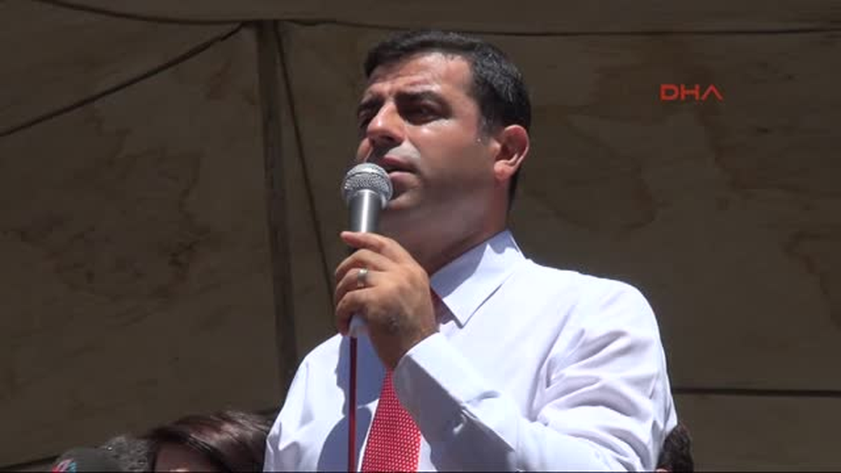 Demirtaş: Neden Bir Kürt Cumhurbaşkanı Olmasın