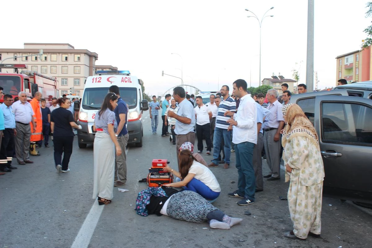 Konya\'da Otomobil, Triportöre Çarptı: 1 Ölü, 1 Yaralı