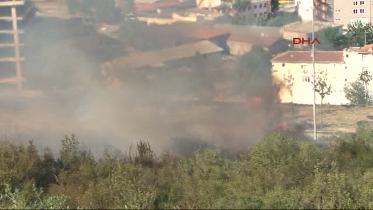 Eski Milli Kaleci Rüştü Reçber\'in Villası Yanıyordu