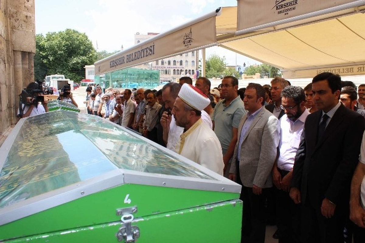 Aşkın Gözyaşları\' Kitabının Yazarı Sinan Yağmur\'un Ağabeyi Vefat Etti