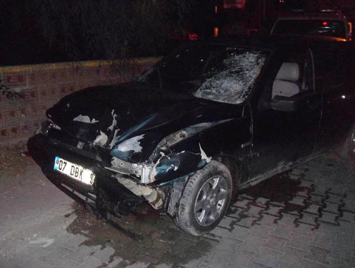Başkanın İkiz Yeğenleri Kazada Yaralandı