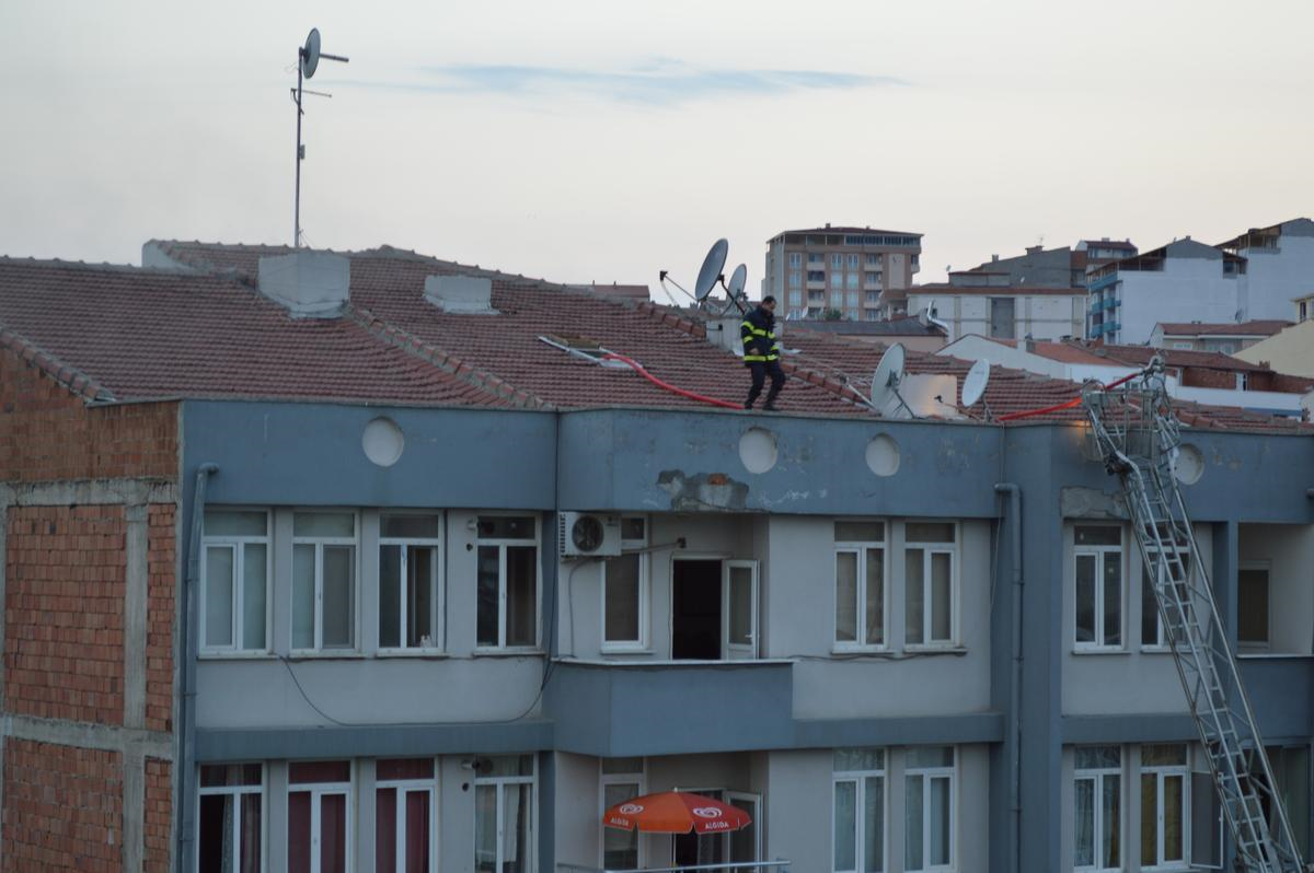 Bilecik\'te İş Merkezinde Yangını