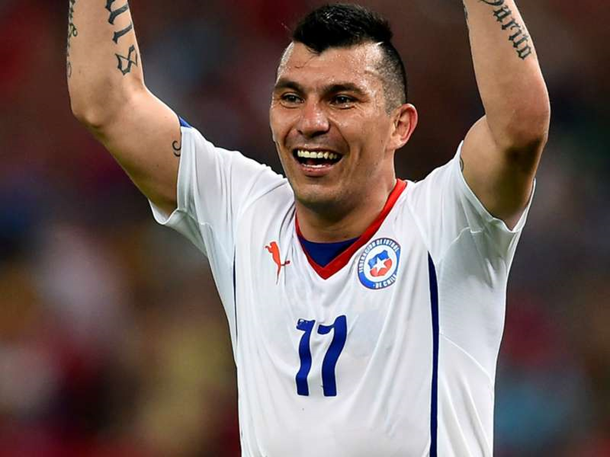 Cimbom\'a Medel\'den Kötü Haber